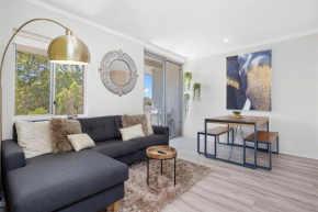 12 Calming Coral Beach Beautiful 2brm Perth